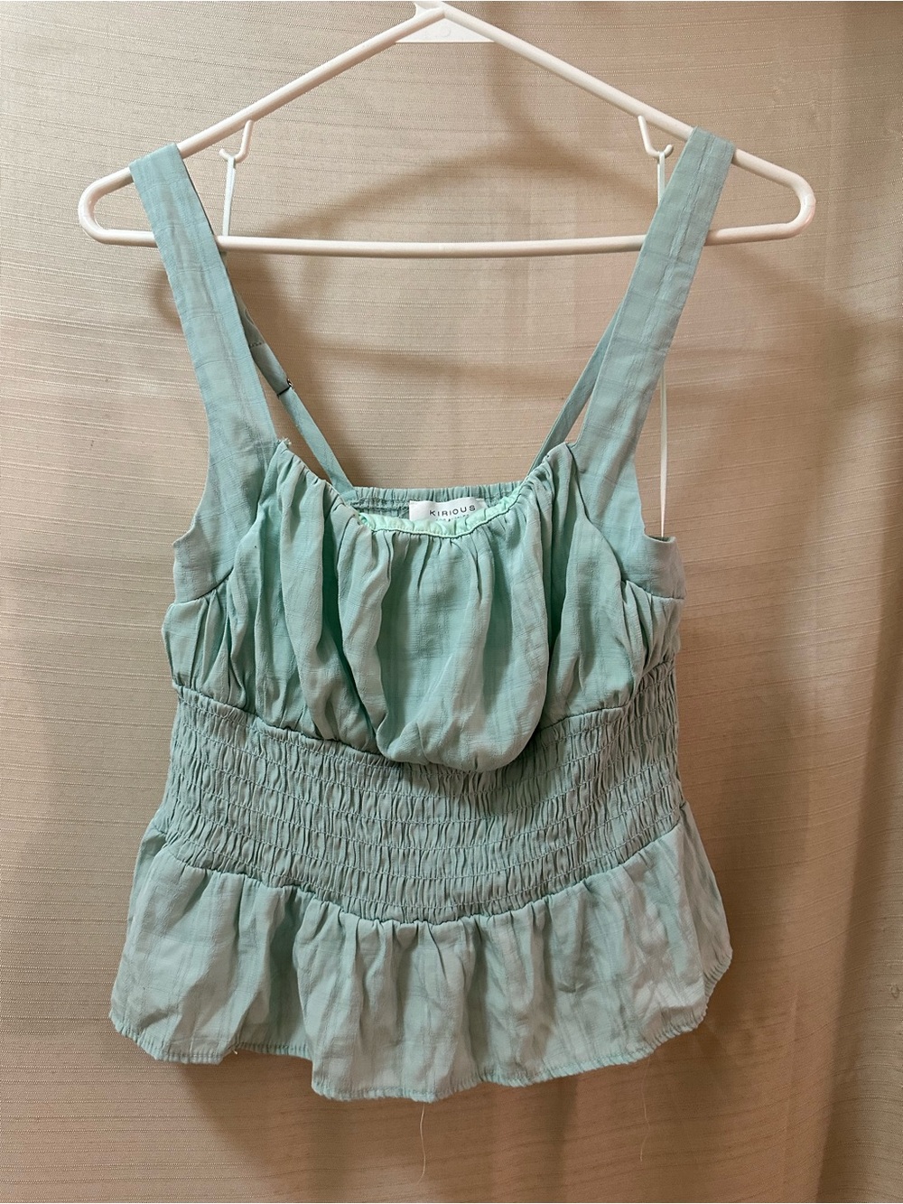 Kirious Los Angeles BOGO Seafoam Boho Smocked Cropped Tank Top Size Medium ⚫️